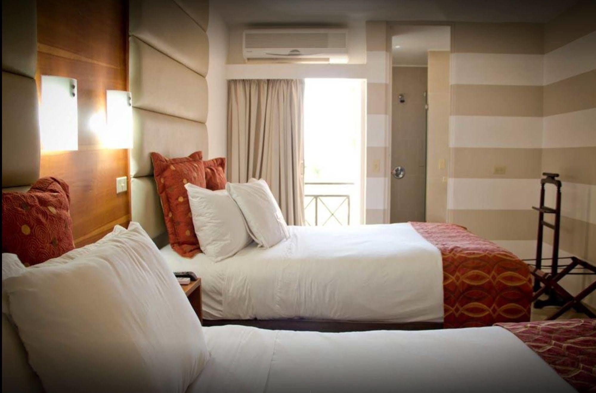Minister Business Hotel Тегусигалпа Екстериор снимка