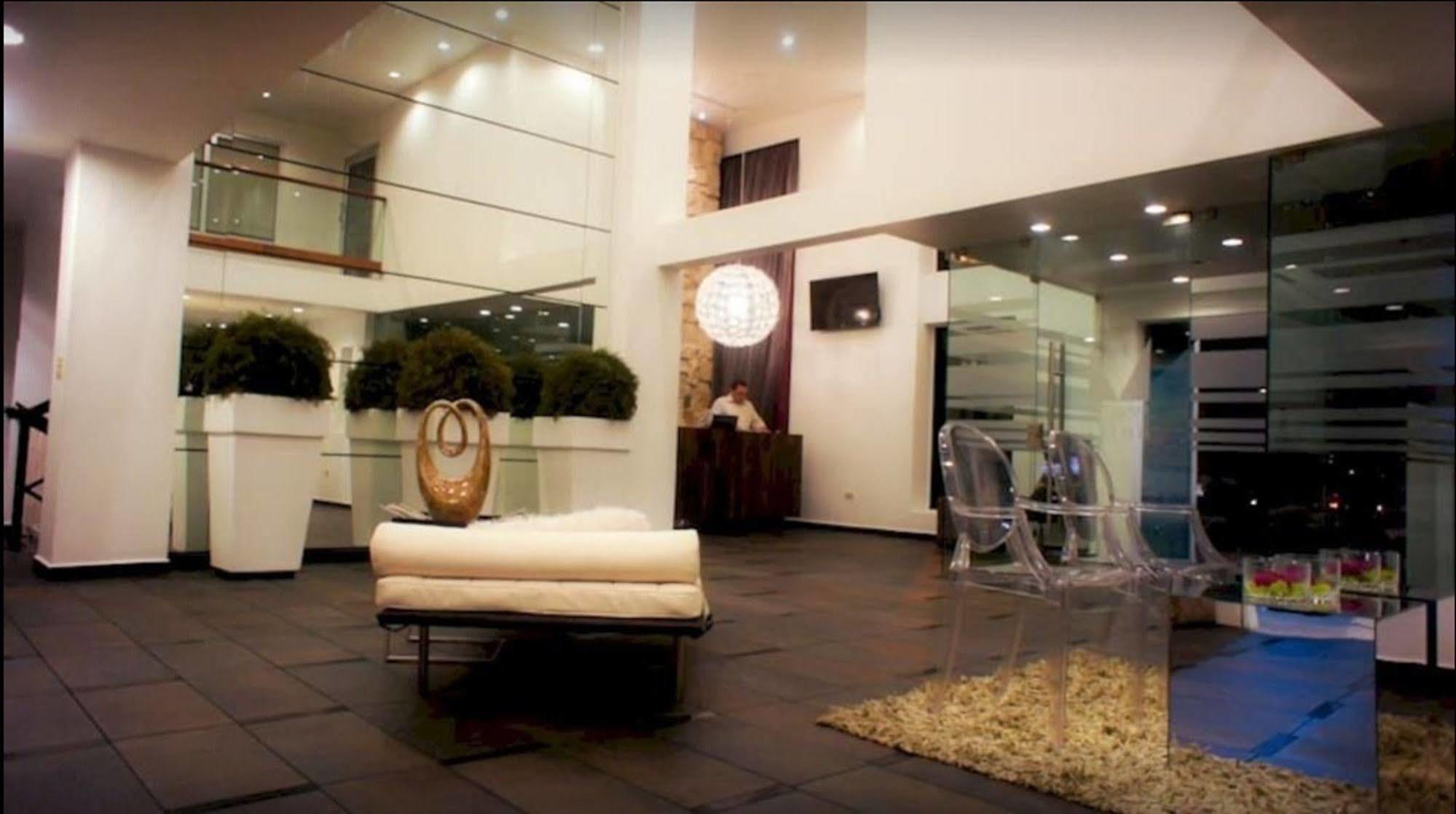 Minister Business Hotel Тегусигалпа Екстериор снимка